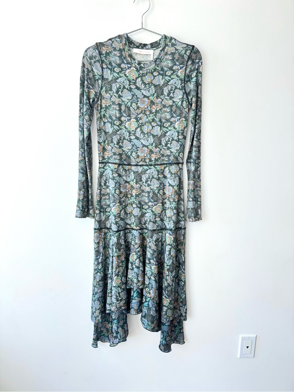 See By Chloé Floral Long-Sleeve Tiered Midi Dress in Sage and Cream - Size XS